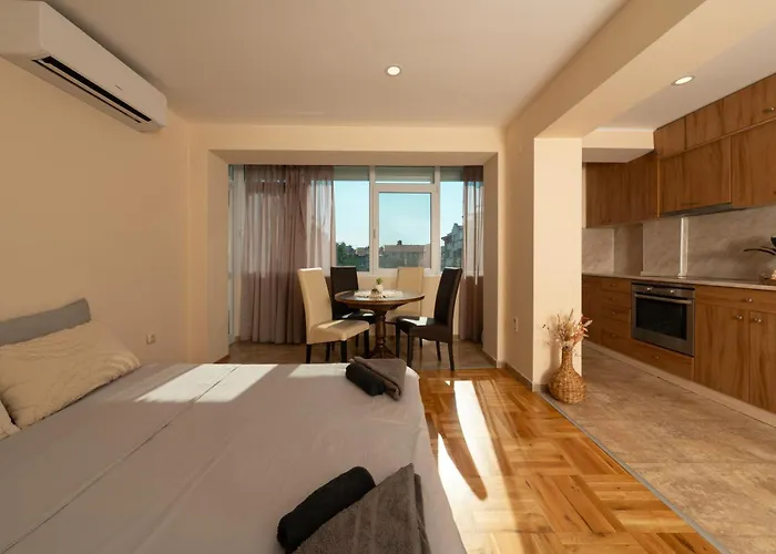 Апартамент Boris Garden Comfort *