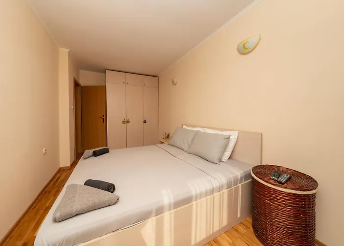 Апартамент Boris Garden Comfort Бургас