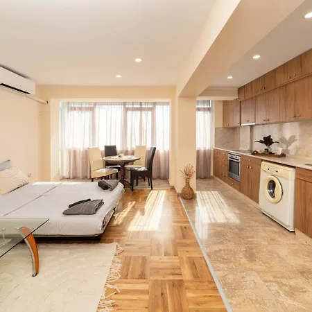 Boris Garden Comfort * Burgasz